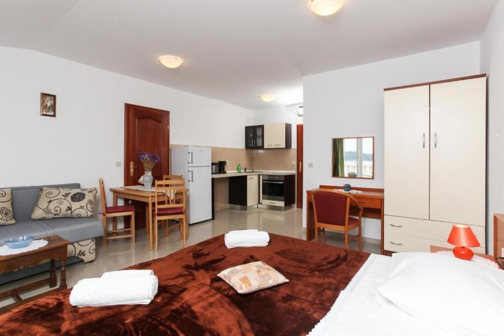 Apartments Ana Лопуд Экстерьер фото