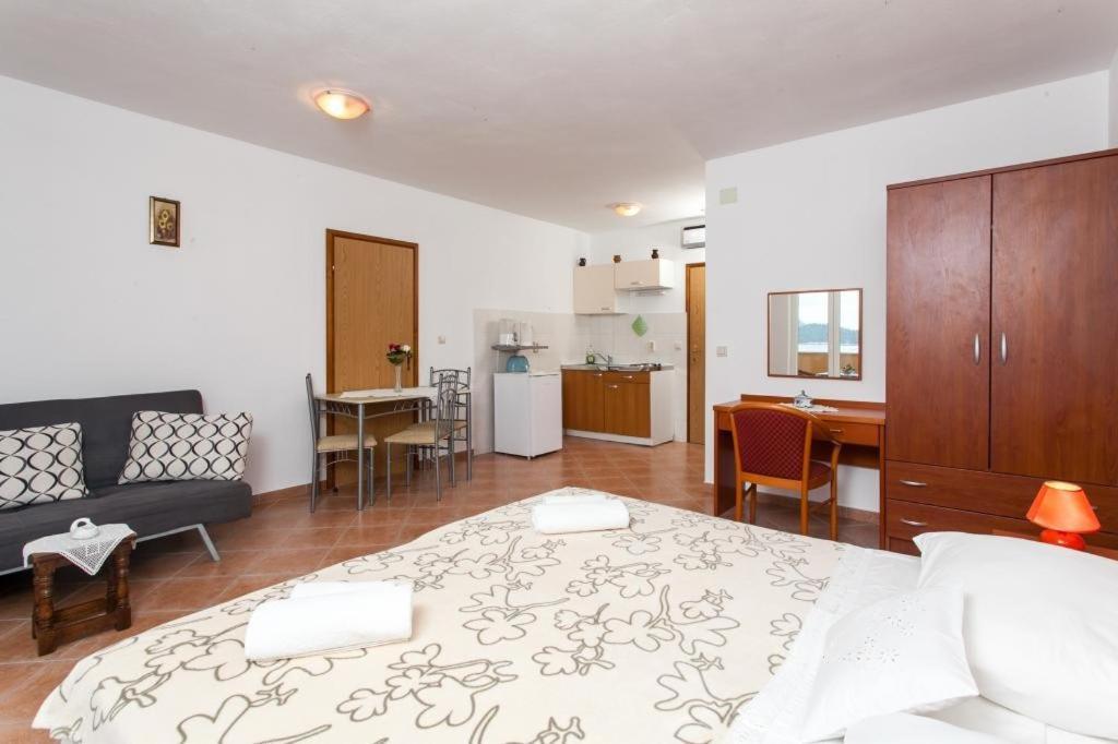 Apartments Ana Лопуд Номер фото